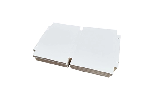 white cardboard sheets